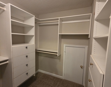 602 N Fairfield Drive - Photo Thumbnail 14