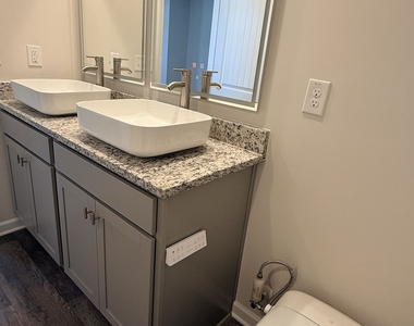 241 Ivey Terrace - Photo Thumbnail 17