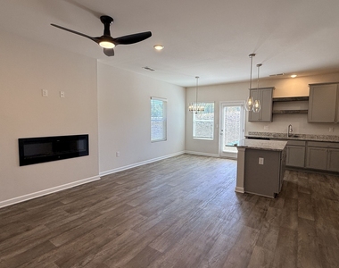 241 Ivey Terrace - Photo Thumbnail 8