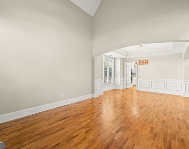 4595 Windsor Gate Court - Photo Thumbnail 7