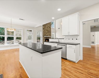 4595 Windsor Gate Court - Photo Thumbnail 14