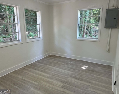 600 S Harlem Circle - Photo Thumbnail 3