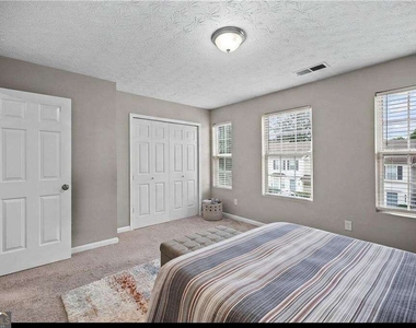 6582 Arbor Gate Drive Sw - Photo Thumbnail 7
