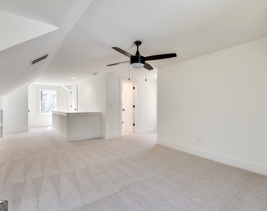 1861 Dyer Circle - Photo Thumbnail 29