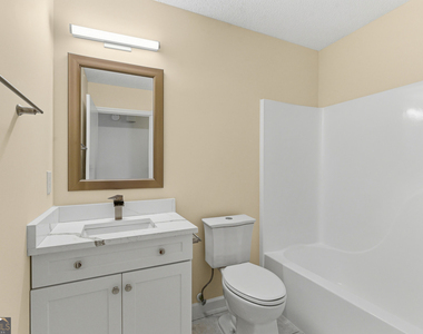404 Westgate Circle - Photo Thumbnail 15