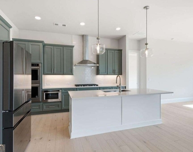 239 Mooney Road - Photo Thumbnail 7