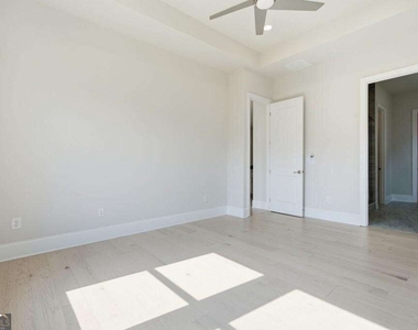 239 Mooney Road - Photo Thumbnail 26