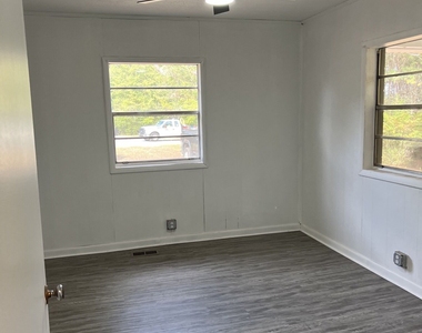 2097 Savage Road - Photo Thumbnail 4