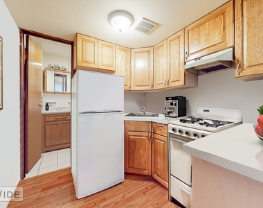 93 Clinton Street - Photo Thumbnail 2