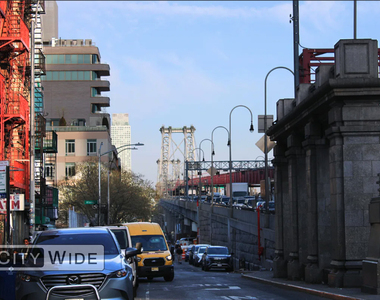 93 Clinton Street - Photo Thumbnail 4