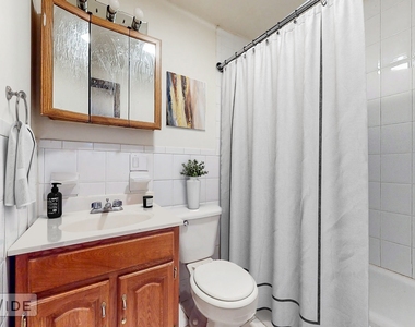 93 Clinton Street - Photo Thumbnail 3