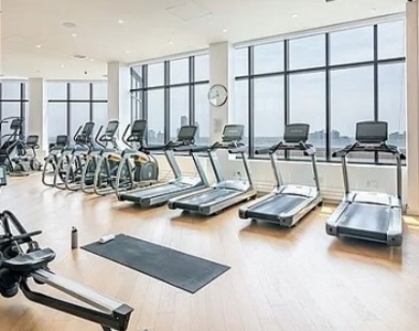 East 53rd Street - Photo Thumbnail 15