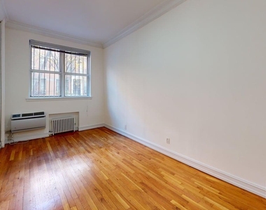 428 East 81st Street - Photo Thumbnail 5