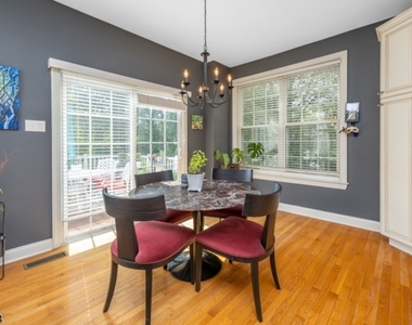 225 Holcombe Way - Photo Thumbnail 21