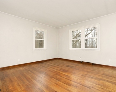 33 Abbott Rd - Photo Thumbnail 20