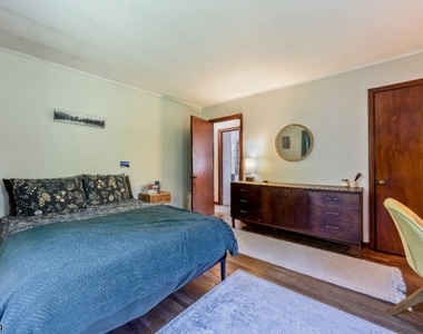 33 Abbott Rd - Photo Thumbnail 13