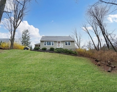 33 Abbott Rd - Photo Thumbnail 30