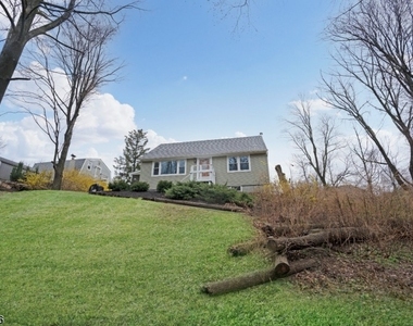 33 Abbott Rd - Photo Thumbnail 29