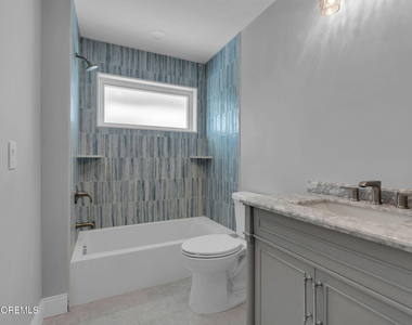724 Bay Avenue - Photo Thumbnail 9
