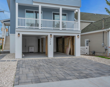724 Bay Avenue - Photo Thumbnail 18