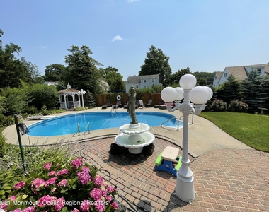 241 Cliftwood Road - Photo Thumbnail 25