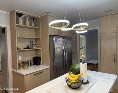 241 Cliftwood Road - Photo Thumbnail 4