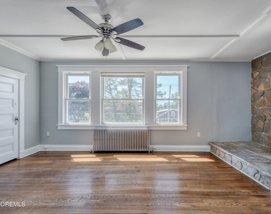 65 Atlantic Avenue - Photo Thumbnail 5