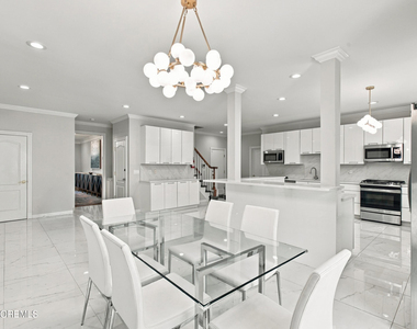 1410 Vincenzo Drive - Photo Thumbnail 19