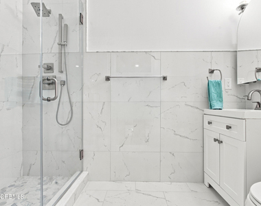 1410 Vincenzo Drive - Photo Thumbnail 15
