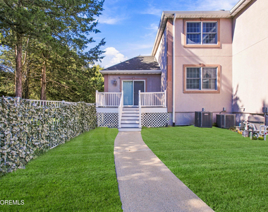 1410 Vincenzo Drive - Photo Thumbnail 5