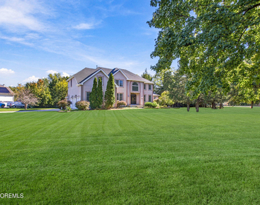 1410 Vincenzo Drive - Photo Thumbnail 1
