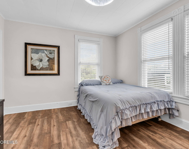 1607 River Road - Photo Thumbnail 38