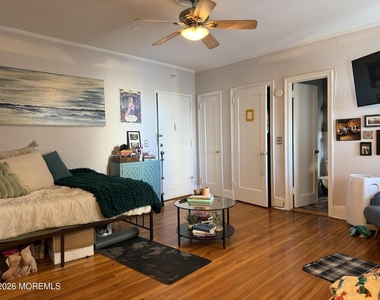 400 Deal Lake Drive - Photo Thumbnail 2