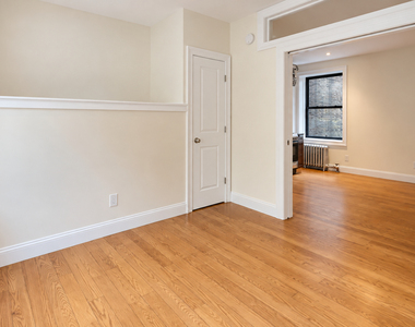West 11th Street - Photo Thumbnail 2
