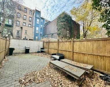 East 32nd St - Photo Thumbnail 4