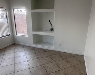 7220 E Kramer Street - Photo Thumbnail 5
