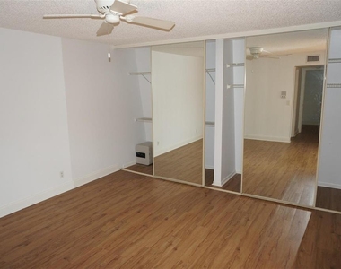 3425 San Bernadino Drive - Photo Thumbnail 10