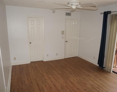 3425 San Bernadino Drive - Photo Thumbnail 4