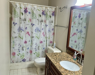 535 Banks Road - Photo Thumbnail 17