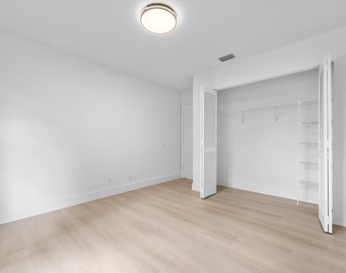 1222 Terrystone Court - Photo Thumbnail 23