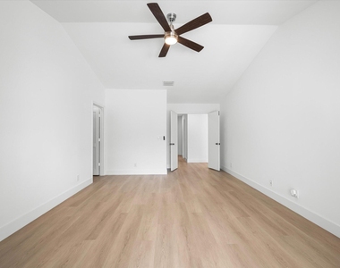 1222 Terrystone Court - Photo Thumbnail 17