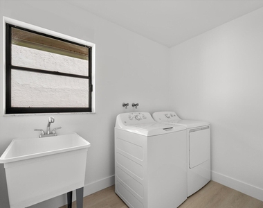 1222 Terrystone Court - Photo Thumbnail 34