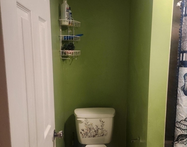 2643 Bahama Drive - Photo Thumbnail 8