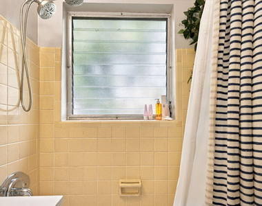 624 Orton Avenue - Photo Thumbnail 12