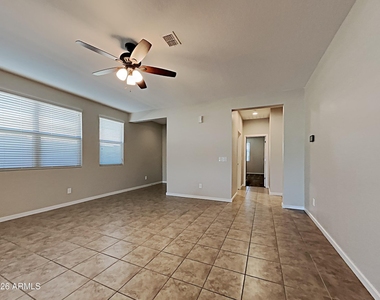 298 W Nikita Drive - Photo Thumbnail 4