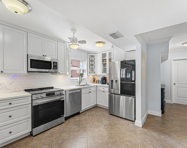 1001 E Camino Real - Photo Thumbnail 12