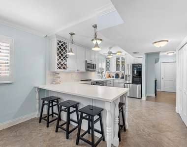 1001 E Camino Real - Photo Thumbnail 10