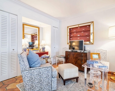 401 Peruvian Avenue - Photo Thumbnail 6