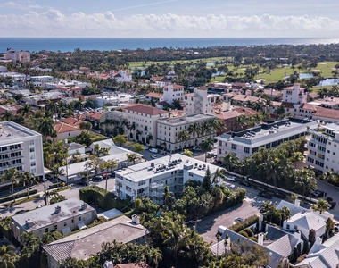 401 Peruvian Avenue - Photo Thumbnail 16