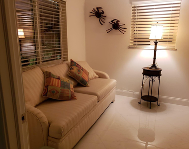 2050 Ne 62nd Street - Photo Thumbnail 12